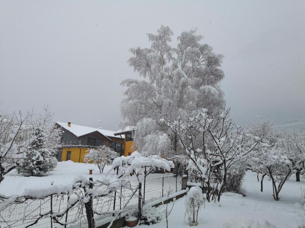 La Maison De Chantal Fenis Dış mekan fotoğraf