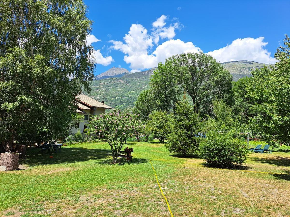 La Maison De Chantal Fenis Dış mekan fotoğraf