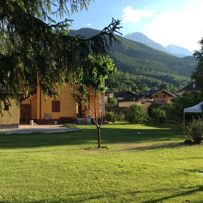 La Maison De Chantal Fenis Dış mekan fotoğraf